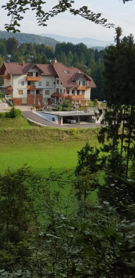 Gaestehaus Karoline Oberaichwald  Exteriör bild