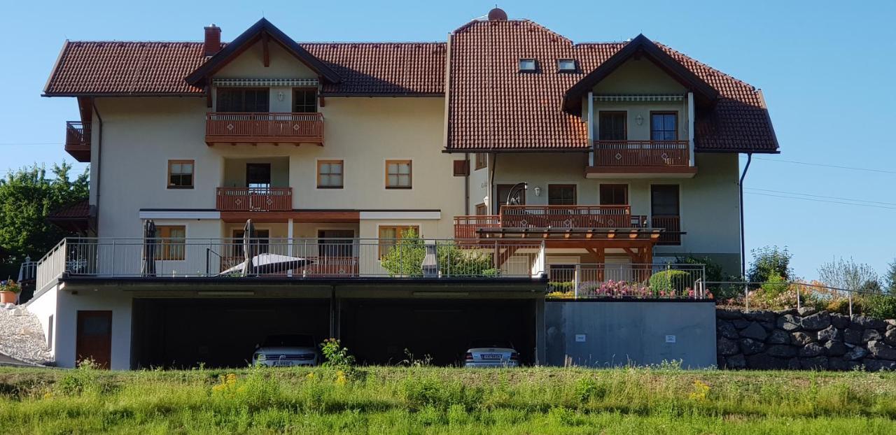 Gaestehaus Karoline Oberaichwald  Exteriör bild